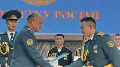 состоялось чествование лучших  офицеров-выпускников альма-матер. 