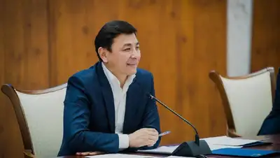 аким Астаны на встрече с населением, фото - Новости Zakon.kz от 12.11.2022 11:25