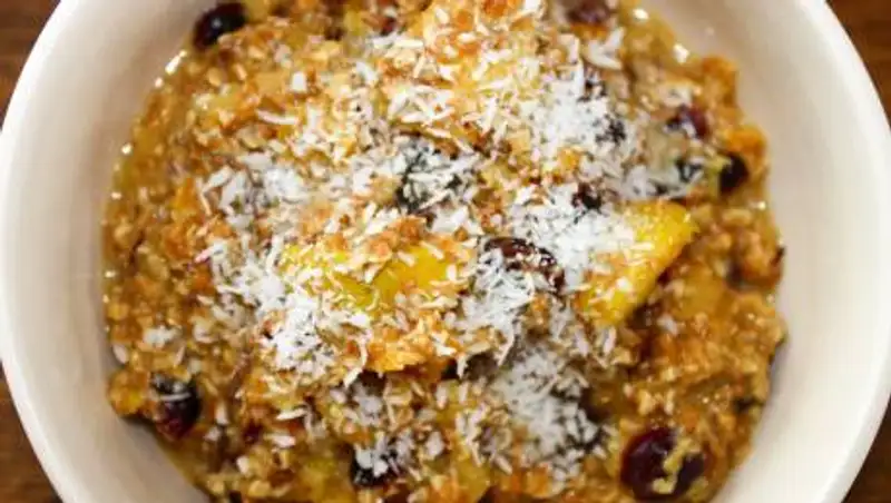 Диетолог заявила об опасности овсяной каши