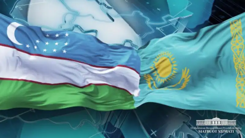 Президент Узбекистана выразил соболезнования Токаеву