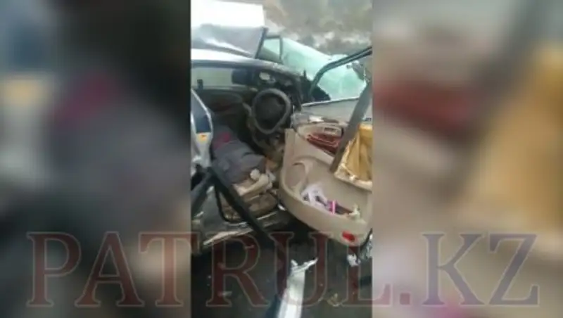 Два человека погибли в результате ДТП на трассе Алматы - Бишкек