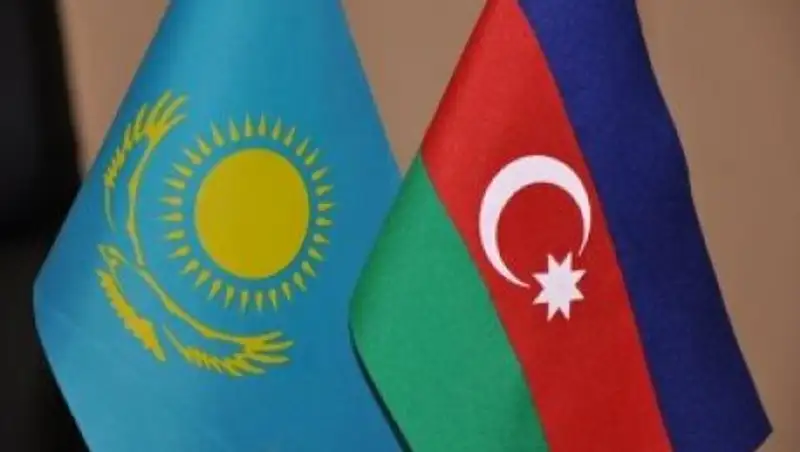 Азербайджан и Казахстан собираются построить новый нефтепровод длиной свыше 700 км