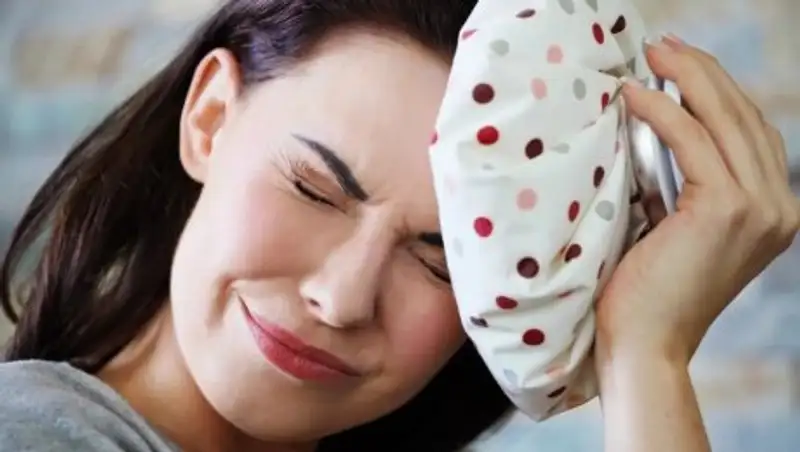 Как мигрень влияет на зрение