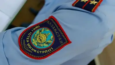  В Жетысу полицейских наказали за незаконные проверки аптек , фото - Новости Zakon.kz от 04.10.2023 06:42