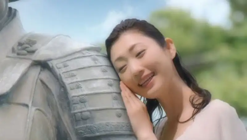 Туристический проморолик с участием порнозвезды вызвал скандал в Японии