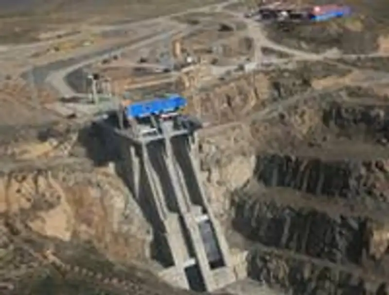 Нурсултан Назарбаев принял участие в запуске второго гидроагрегата Мойнакской ГЭС, фото - Новости Zakon.kz от 27.05.2012 15:25