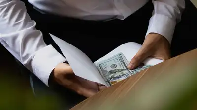 В Алматы у бизнесмена вымогали 390 тысяч долларов, фото - Новости Zakon.kz от 01.08.2023 10:11