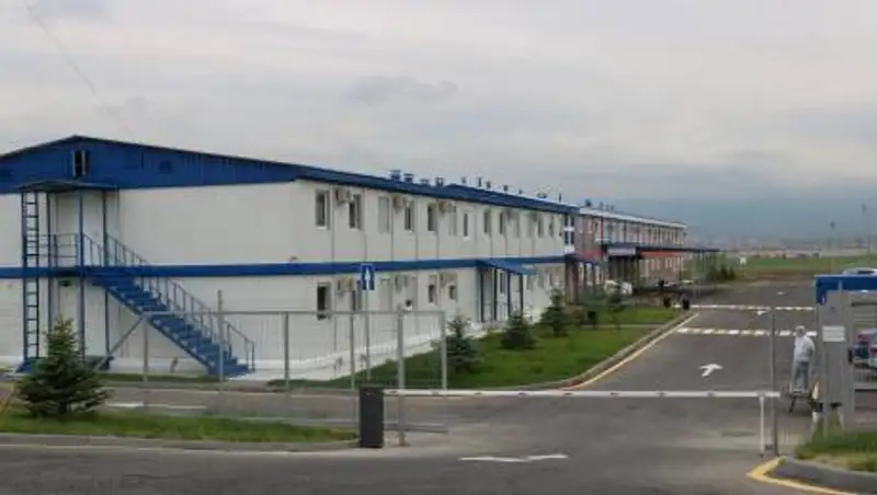 Казахстанцы сообщают о пустых госпиталях. Что говорят в Минздраве