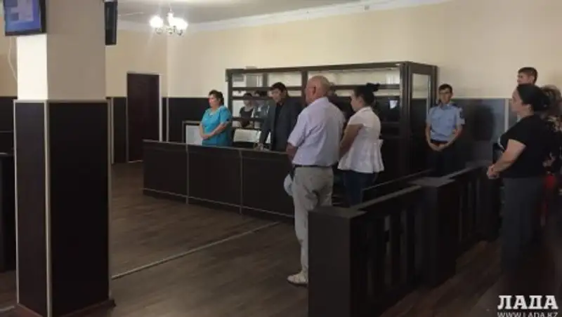 Суд оправдал экс-полицейского, обвиняемого по трем статьям Уголовного кодекса