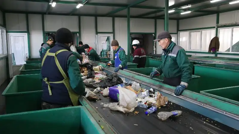 мусорный полигон в Алматы, мусоросортировочный завод, фото - Новости Zakon.kz от 21.07.2022 12:59