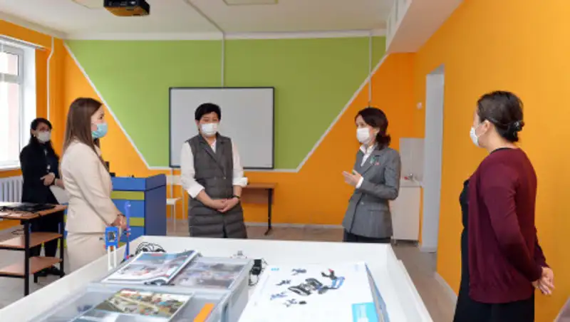 Мажилисмены проверили готовность школ к новому учебному году