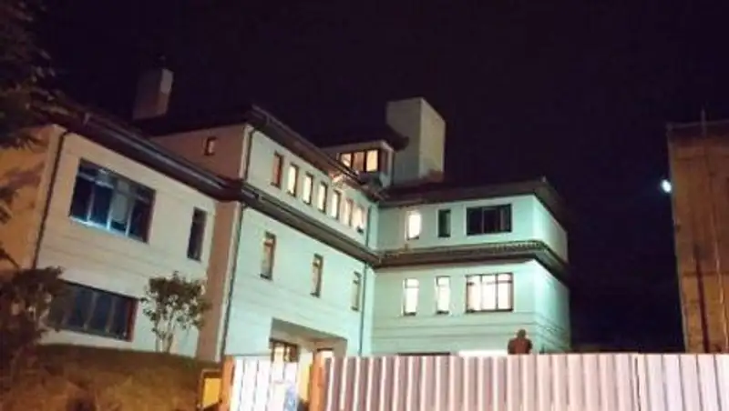 Дом львовского градоначальника обстреляли из гранатомета