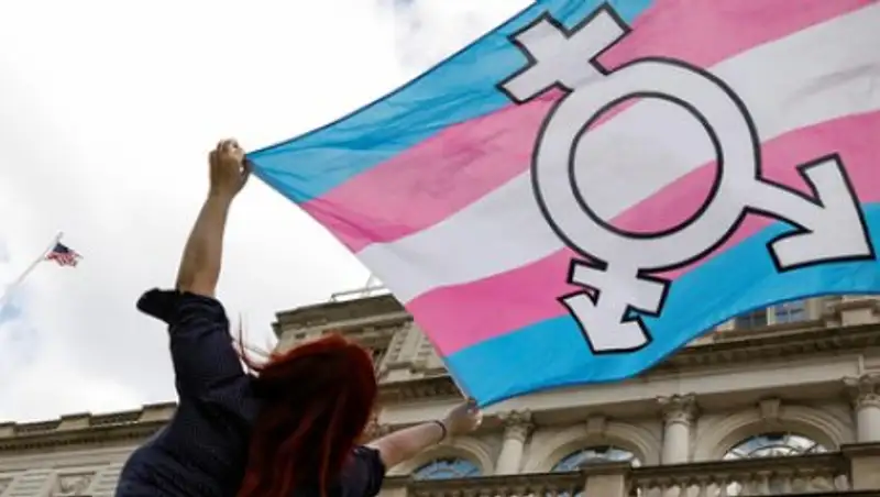 Трамп ополчился на трансгендеров и вызвал гнев крупнейших компаний