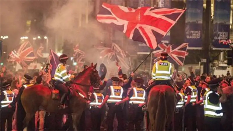 В Глазго не прекращаются стычки сторонников и противников независимости Шотландии
