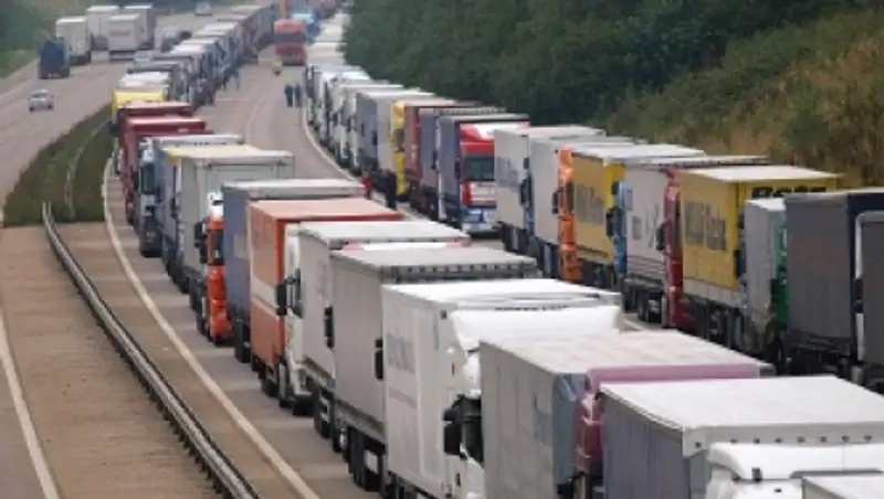 Бастующие французские моряки вновь заблокировали туннель под Ла-Маншем