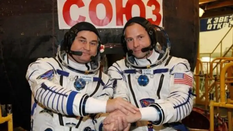 Экипаж «Союз МС-10» готовится к старту на Байконуре