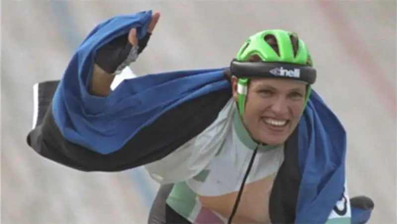 Эстонская олимпийская чемпионка решила продать свои медали, фото - Новости Zakon.kz от 18.10.2013 21:57