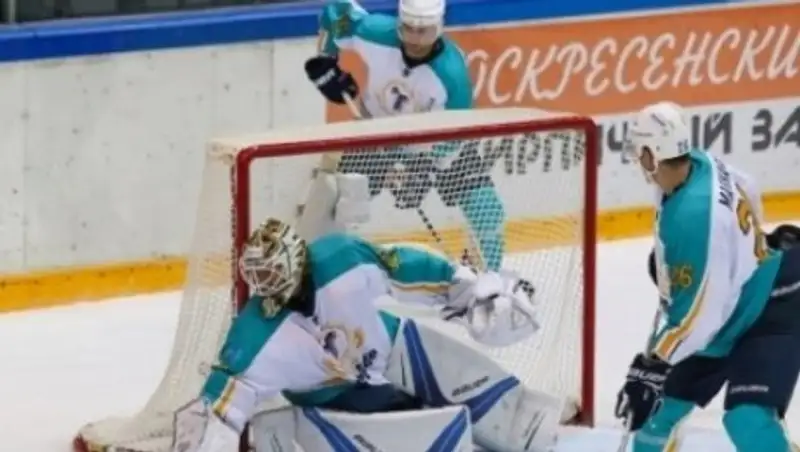 "Торпедо" уступило "СКА-Неве" в матче ВХЛ