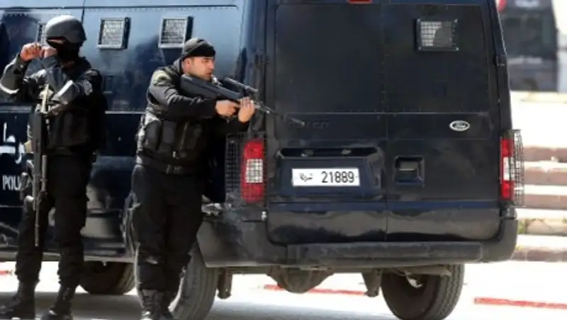 Число погибших при стрельбе в Тунисе достигло 22