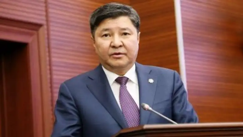 Жакип Асанов обратился к сотрудникам казахстанских судов