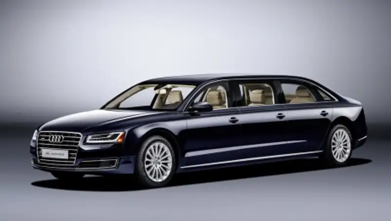 Audi растянула длиннобазный седан A8 L до лимузина