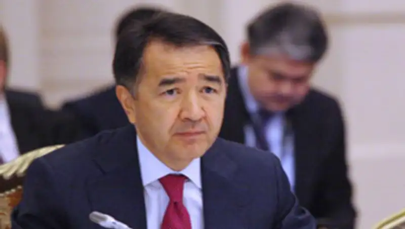 Б.Сагинтаев поручил ускорить оформление транзита грузов в морском торговом порту г.Актау