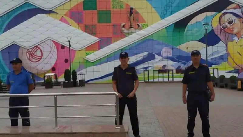 Гранату в припаркованном автомобиле нашли в центре Бишкека