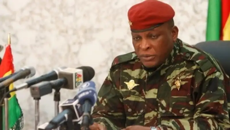 Бывший президент Гвинеи признался в контрабанде наличных в США