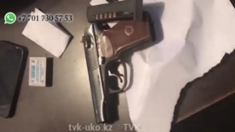 Житель Шымкента разгуливал с боевым пистолетом