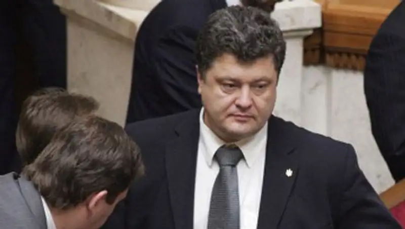 Порошенко меняет глав силового блока на фоне операции на востоке