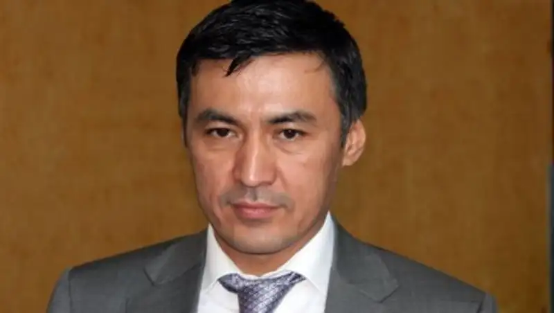 Минэнерго рассматривает возможность отпуска цен на дизтопливо и АИ-80