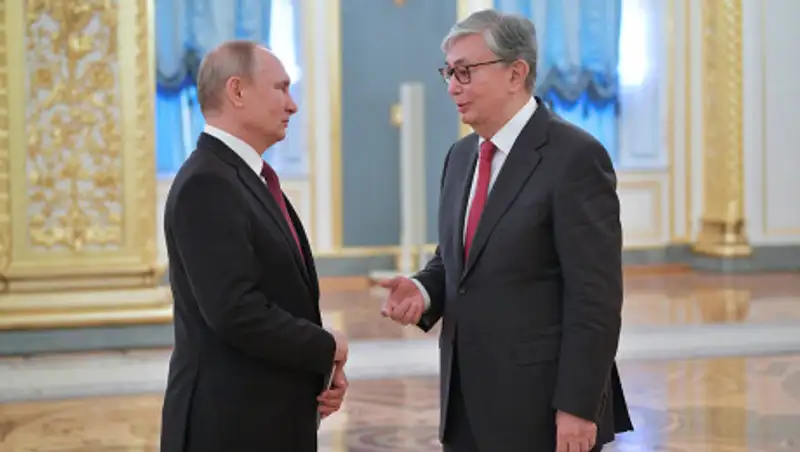 Токаев и Путин обсудили ситуацию вокруг пандемии