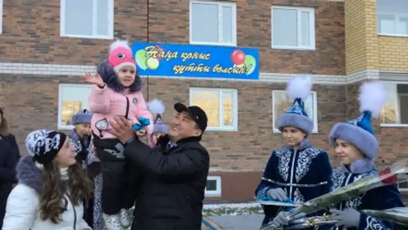 Три многоэтажки сдали в Павлодаре в канун Дня Первого Президента РК