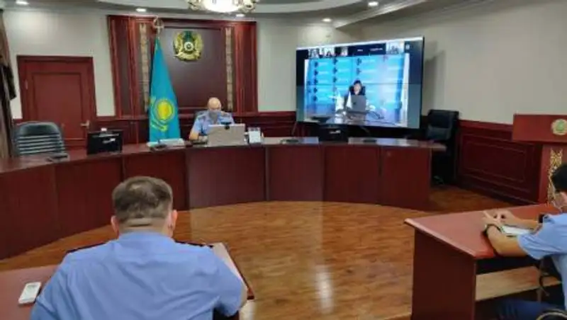 Поддельные паспорта вакцинации продавали в четырех поликлиниках Алматы