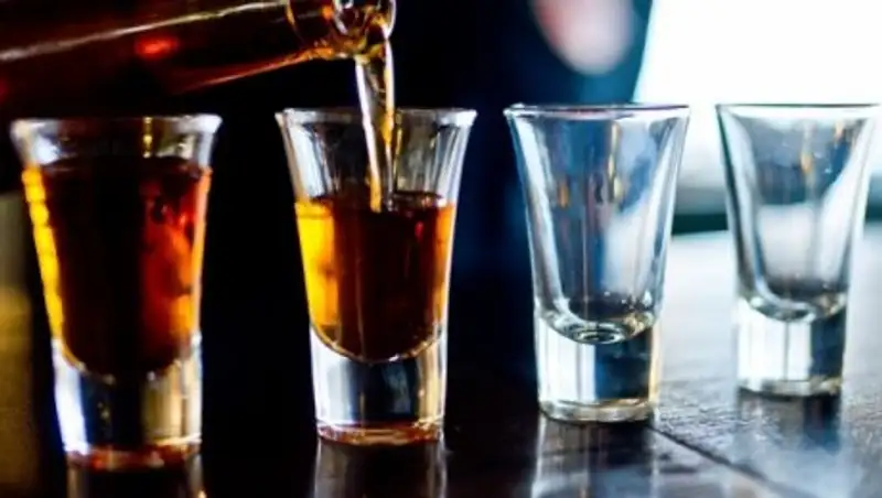 Службой КГД изъято 8,5 млн бутылок неучтенной алкогольной продукции