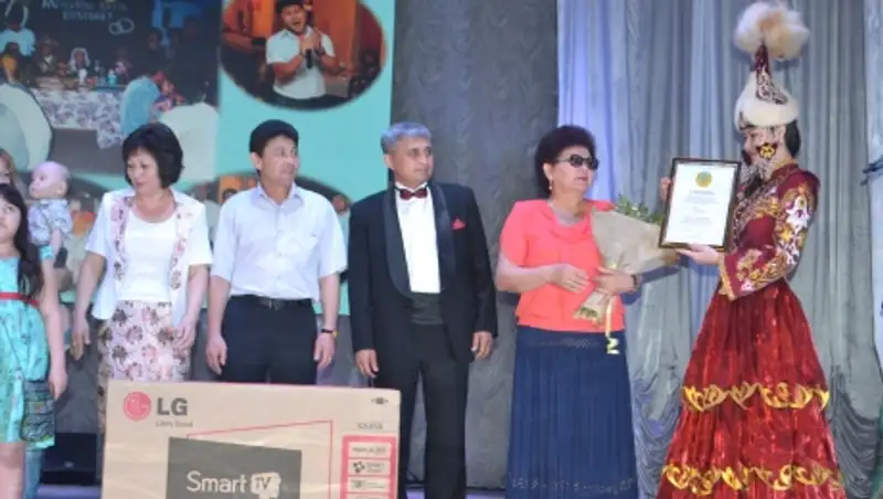 В Восточном Казахстане подведены итоги областного этапа «Мерейлі отбасы»