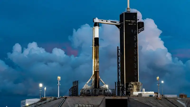 Запуск Cargo Dragon с грузом для МКС снова перенесли