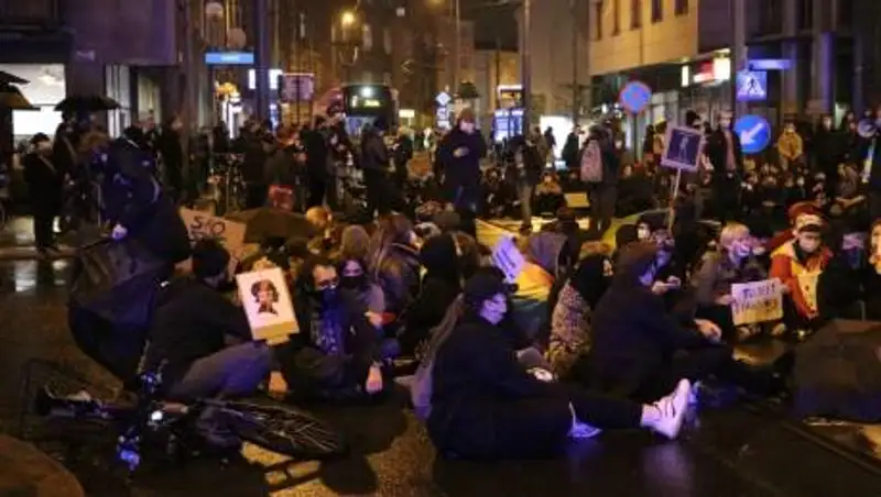 В Польше продолжаются протесты против запрета абортов