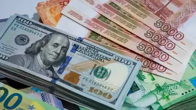 курсы валют, фото - Новости Zakon.kz от 27.12.2022 11:16