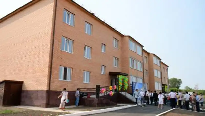 В преддверии Дня столицы порядка 100 семей в Акмолинской области стали новоселами