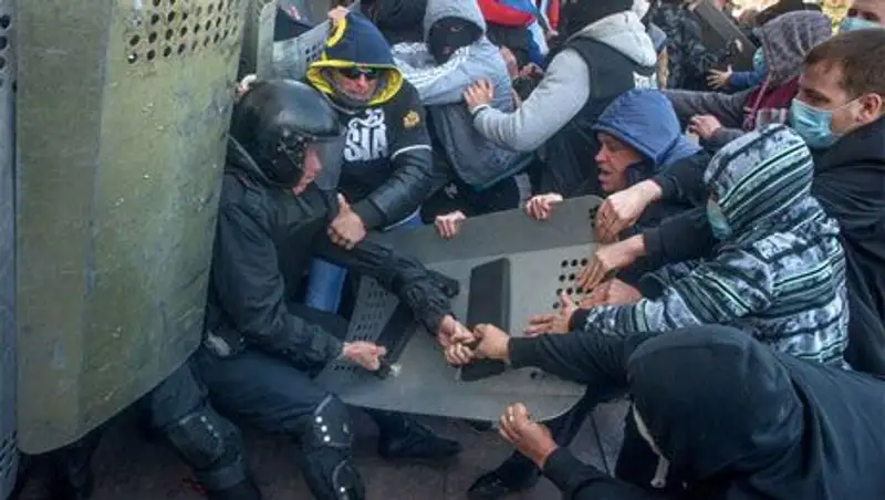 В Донецке захвачено здание Службы безопасности Украины