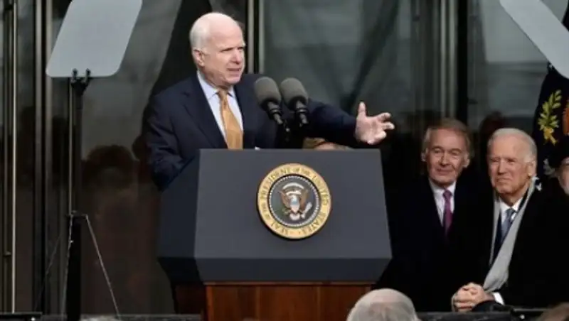 Американские сенаторы потребовали от ФИФА лишить Россию ЧМ-2018