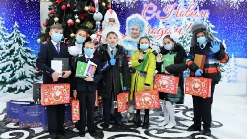 В Алматинской области вручили новогодние подарки от имени Президента страны