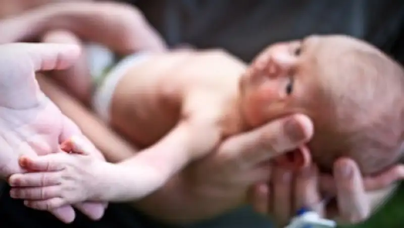 В Петербурге женщина пыталась продать собственного сына