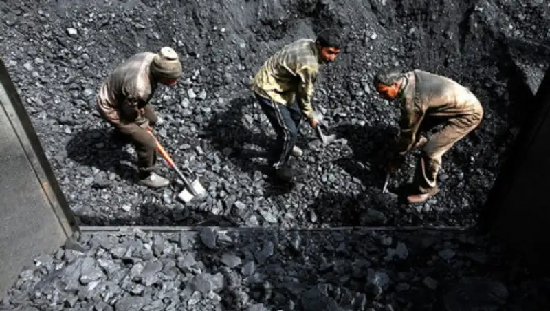 Посредники почти в два раза завышают цены на уголь