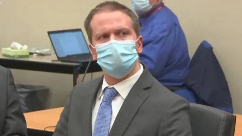 Осужденный за убийство Флойда экс-полицейский подал апелляцию