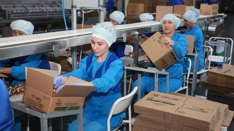 Может ли работодатель обязать сотрудников быть на связи в выходные дни