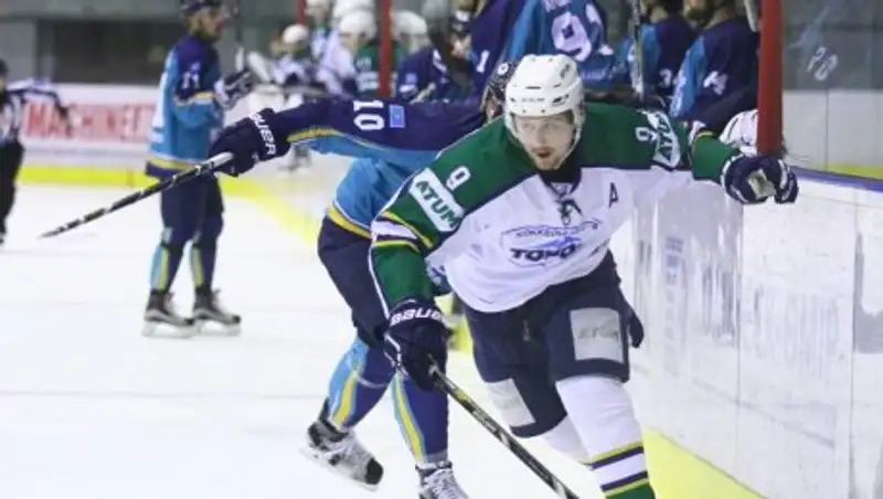 «Торпедо» проиграло «Торосу» на своем льду