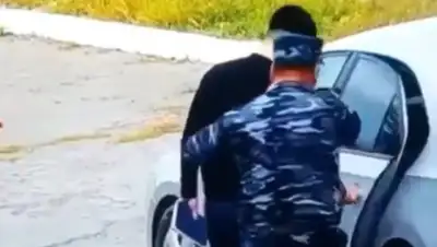 кадр из видео, фото - Новости Zakon.kz от 29.08.2020 09:28