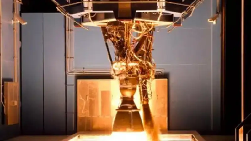 Двигатель SpaceX взорвался на испытаниях